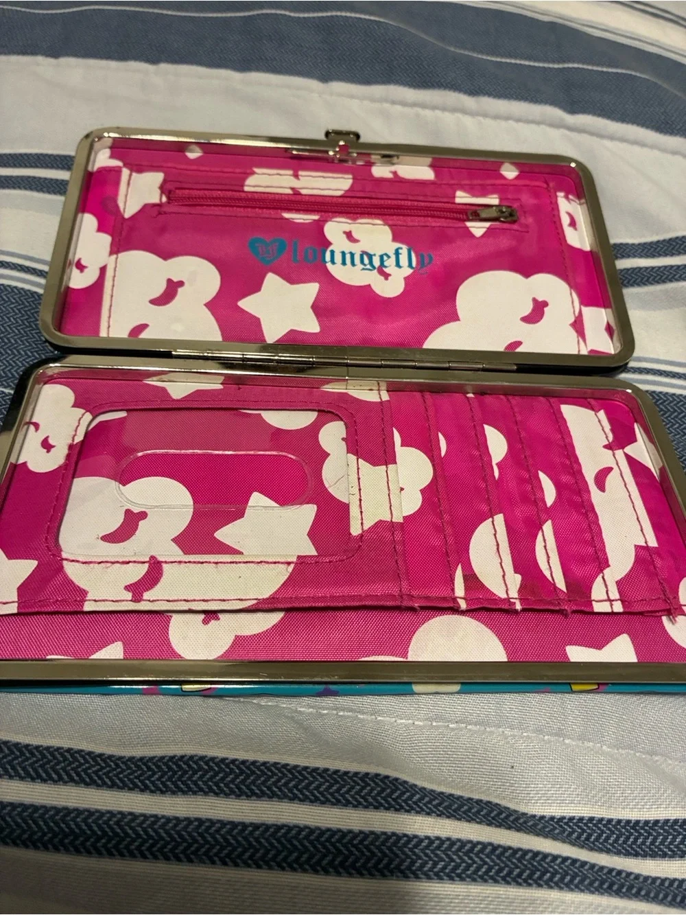 Loungefly cute zip